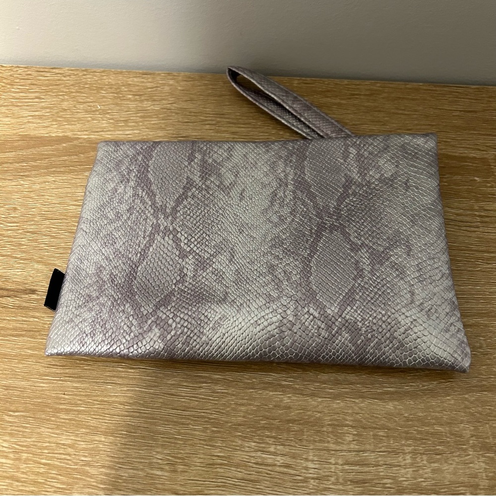 Ipsy Makeup Pouch - image 3